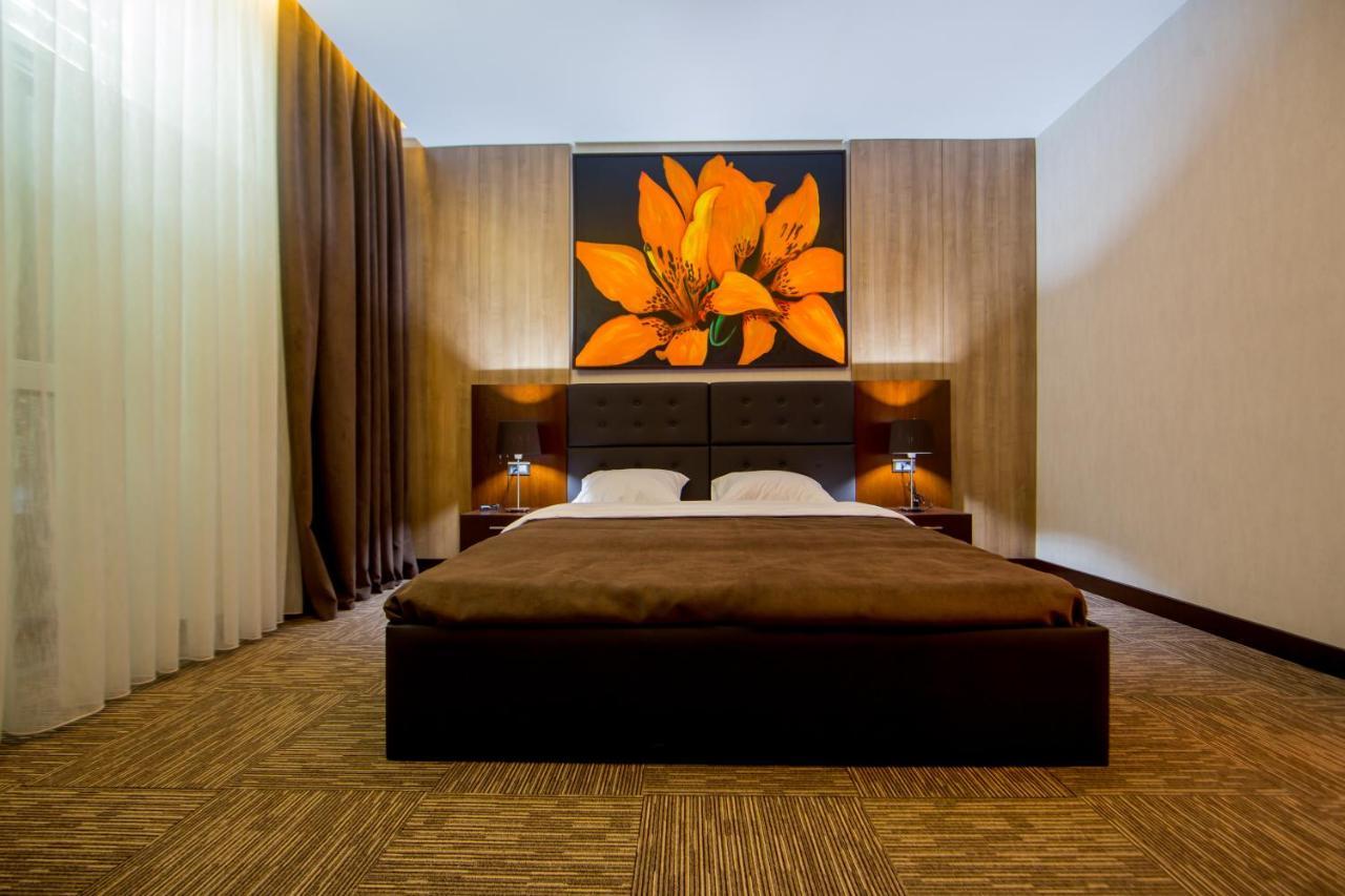 Azpetrol Hotel Mingechaur Mingachevir Ngoại thất bức ảnh