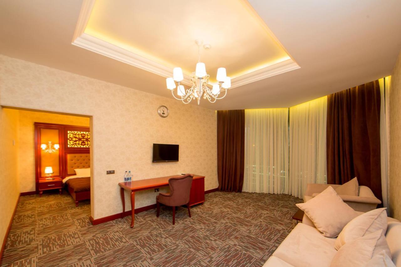 Azpetrol Hotel Mingechaur Mingachevir Ngoại thất bức ảnh