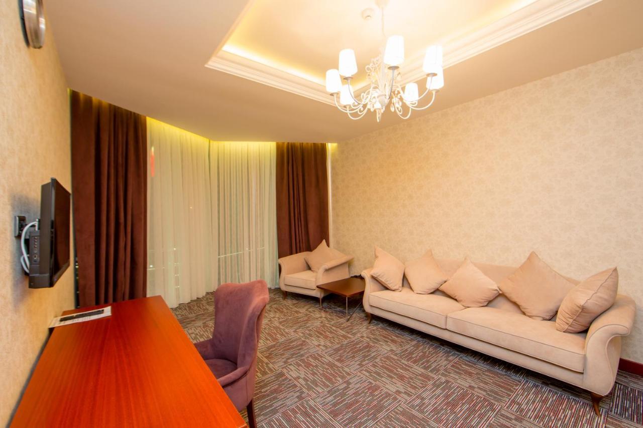 Azpetrol Hotel Mingechaur Mingachevir Ngoại thất bức ảnh