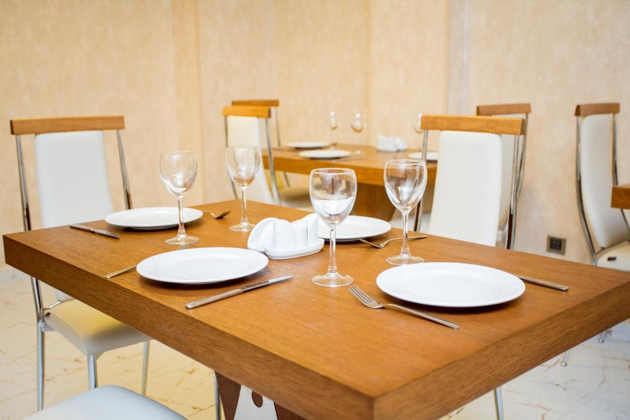 Azpetrol Hotel Mingechaur Mingachevir Ngoại thất bức ảnh