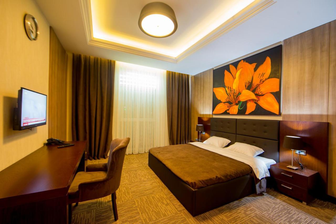 Azpetrol Hotel Mingechaur Mingachevir Ngoại thất bức ảnh