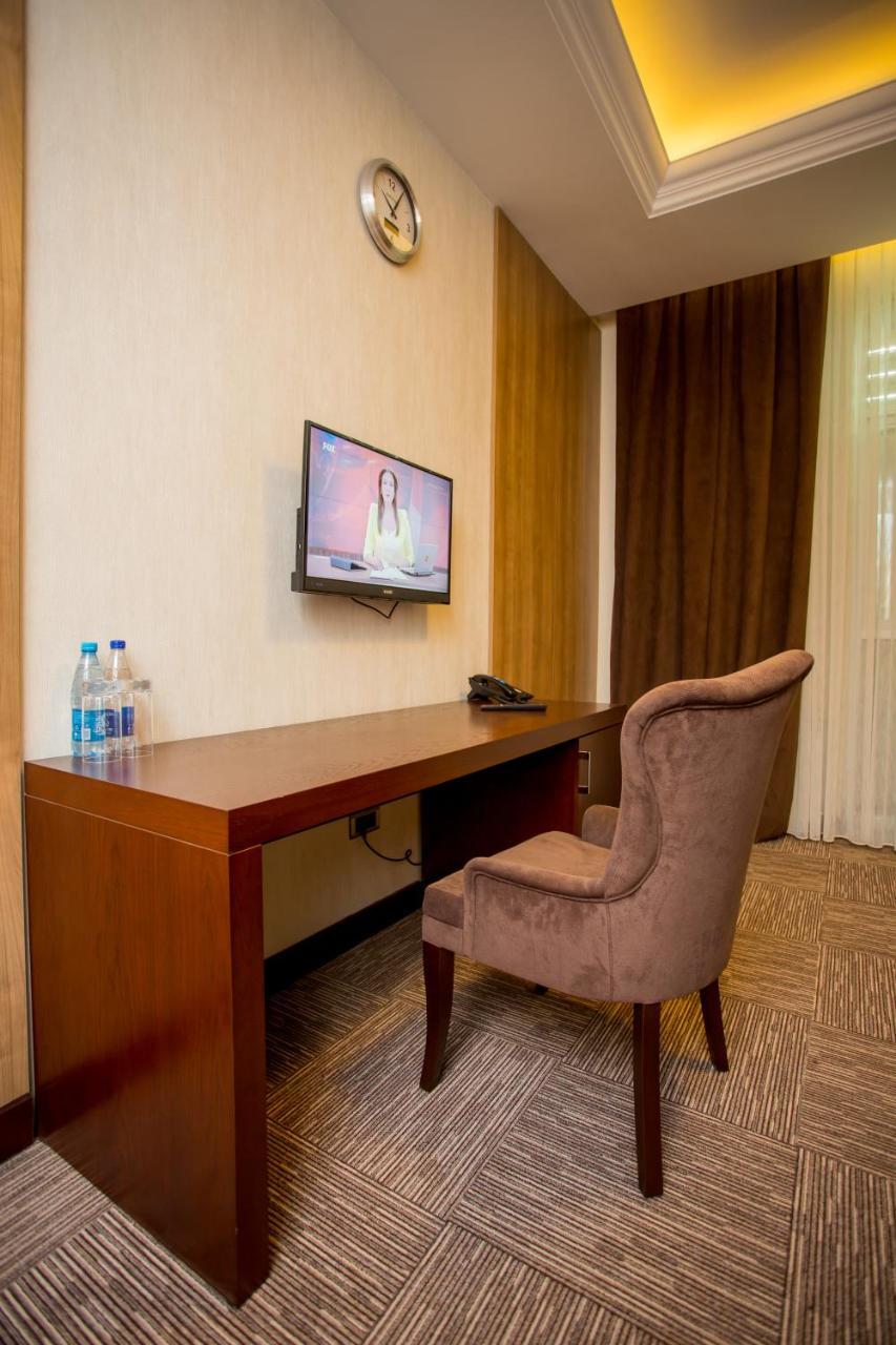 Azpetrol Hotel Mingechaur Mingachevir Ngoại thất bức ảnh